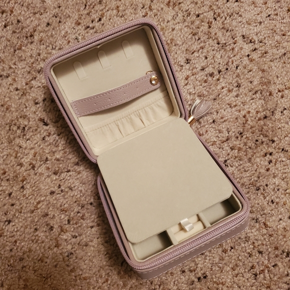 Travel size jewelry box - Picture 5 of 8